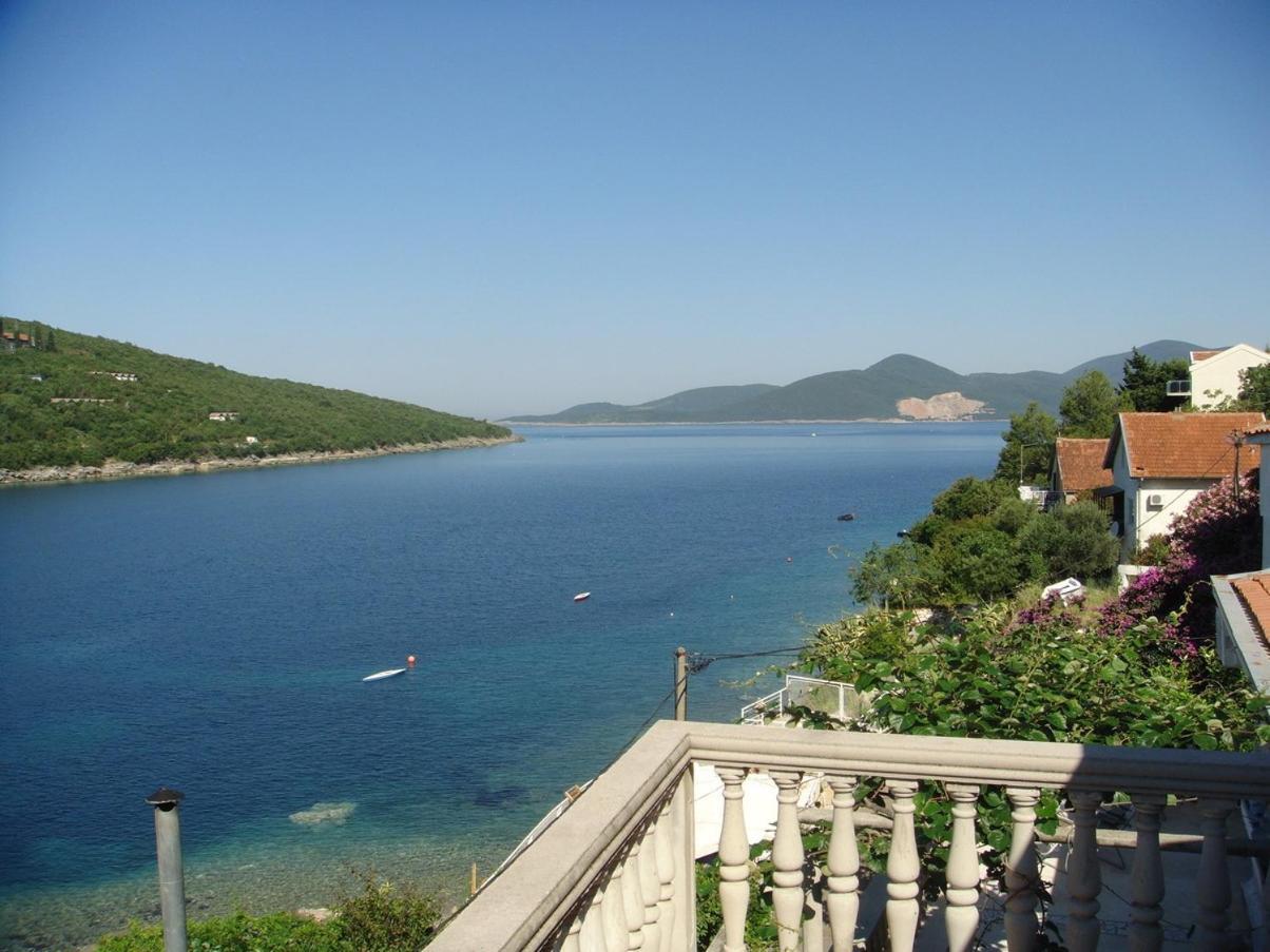 Apartments Grispolis Tivat Exterior photo
