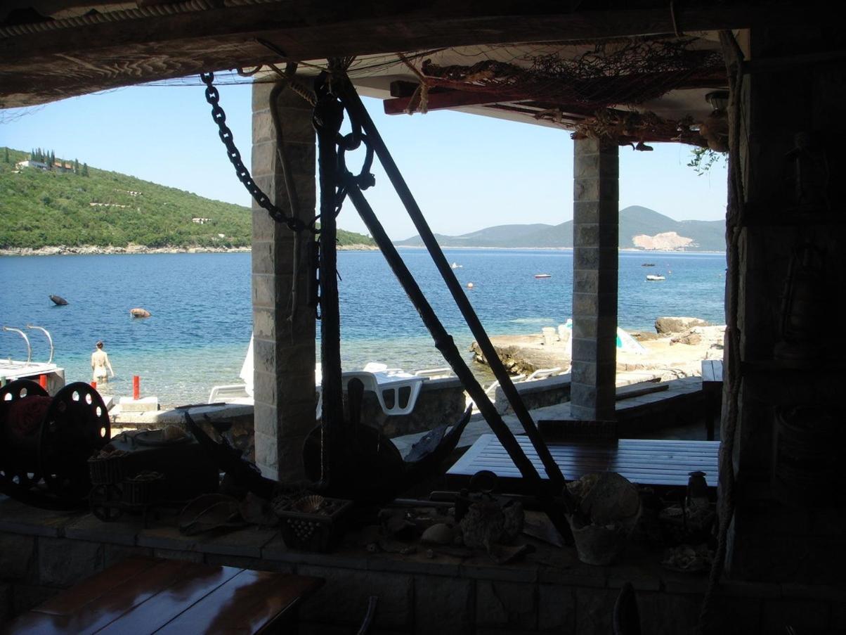 Apartments Grispolis Tivat Exterior photo