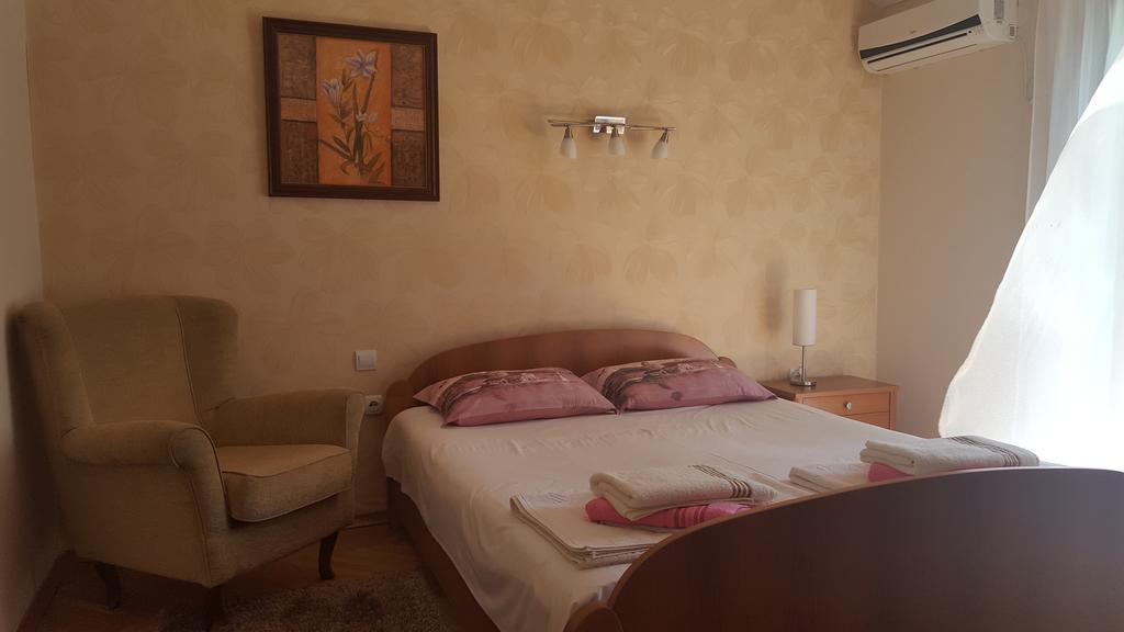 Apartments Grispolis Tivat Exterior photo